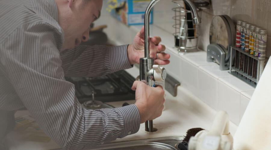 Professional expert plumbing services in Hampden, MA
